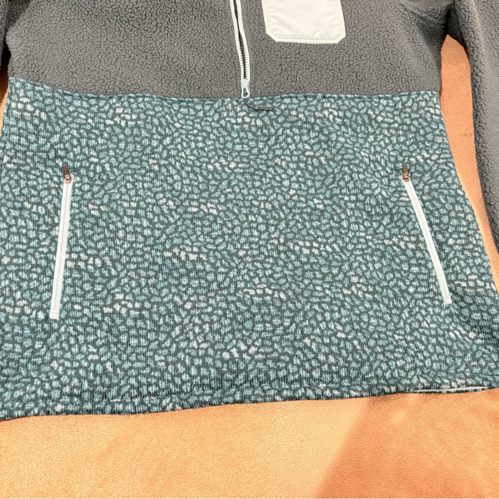 LL Bean pullover - Picture 6 of 10